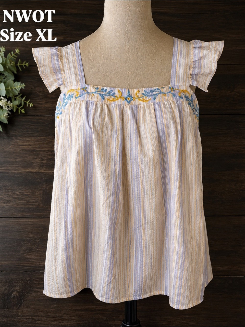 NWOT XL Crinkle Stripe Embroidered Boho Flutter Sleeve Top